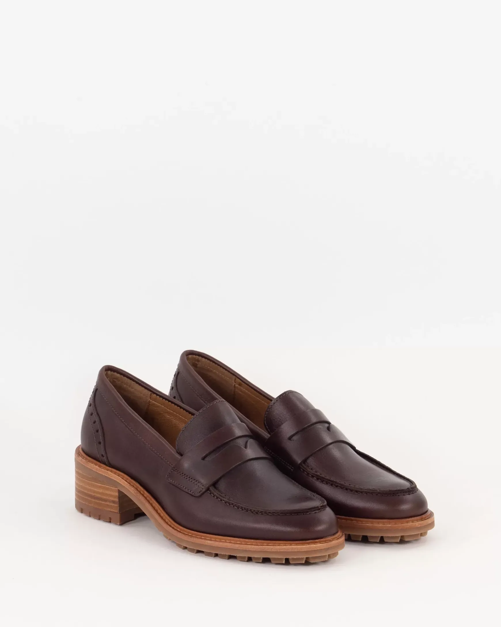 New Sessùn Hayden Brownwhiskyleather