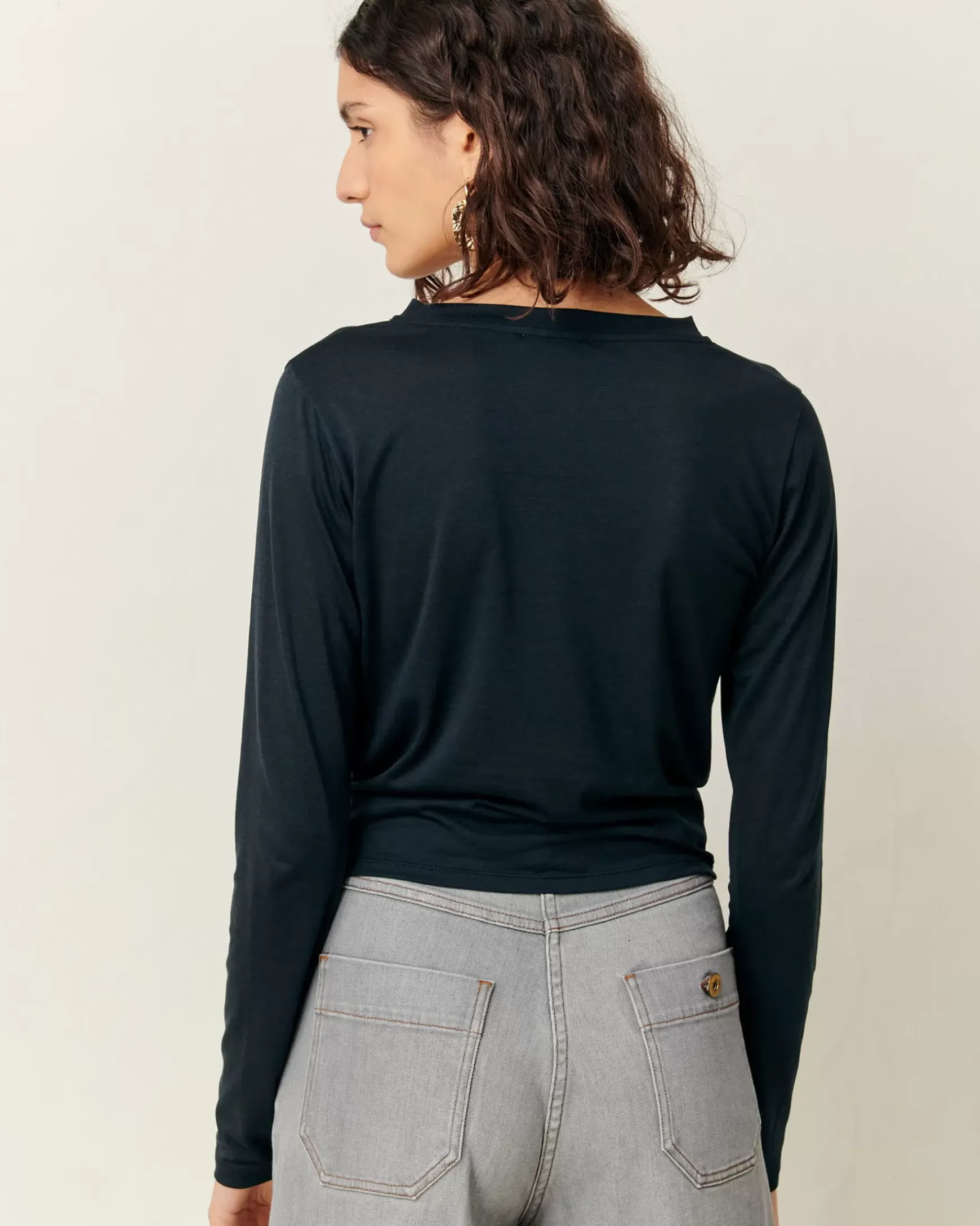 Online Sessùn Samuelle Moonless